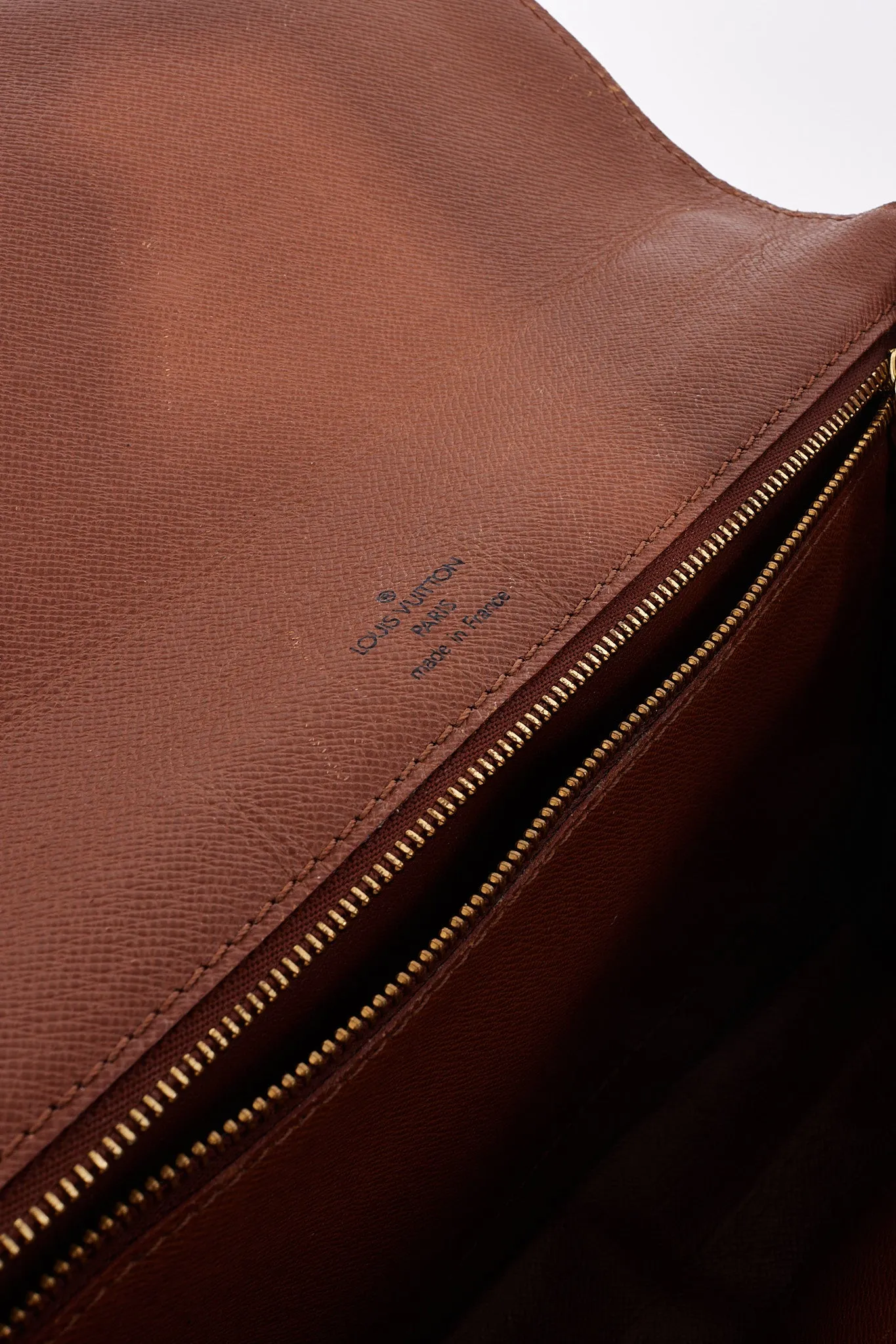 Louis Vuitton Monogram Canvas Monceau 26 Bag