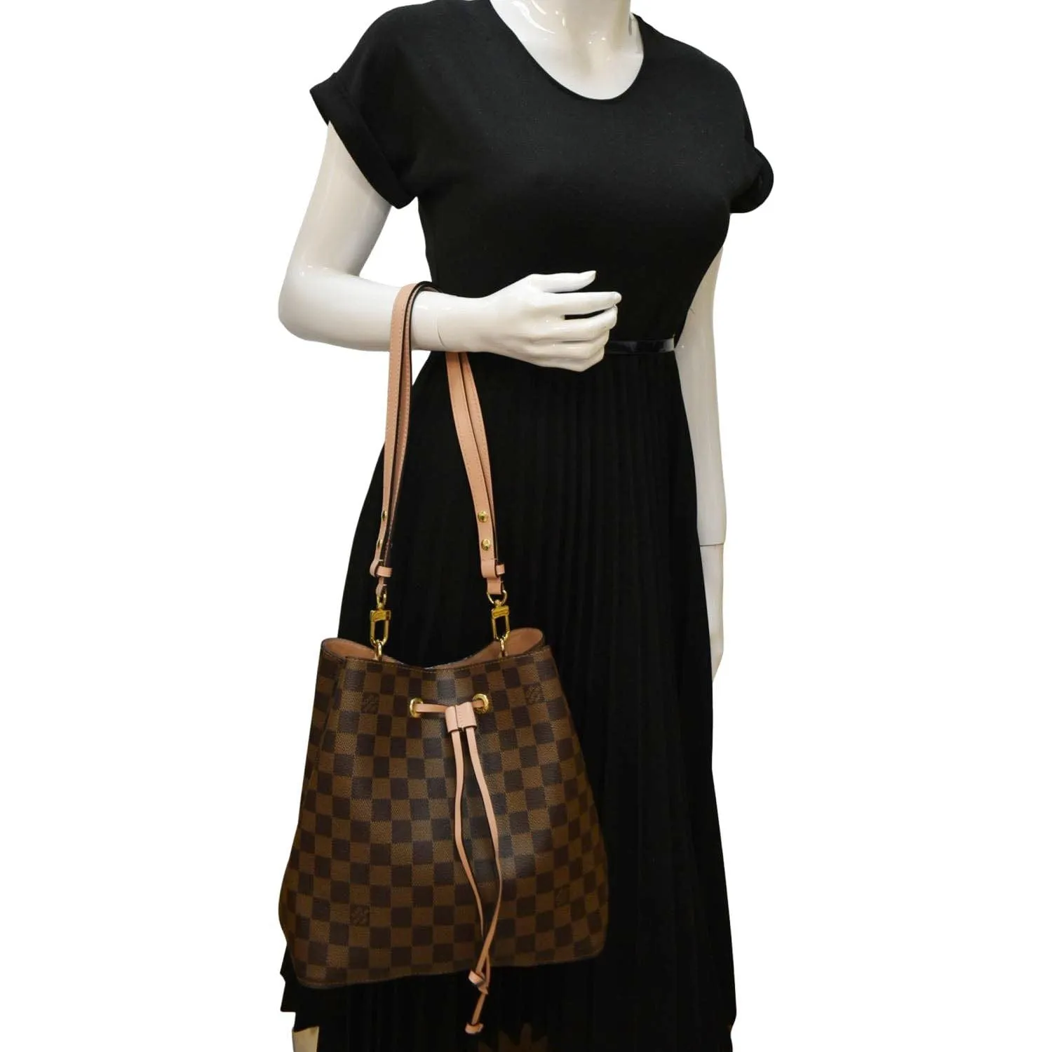 LOUIS VUITTON Neonoe Monogram Canvas Shoulder Bag Rose Ballerine