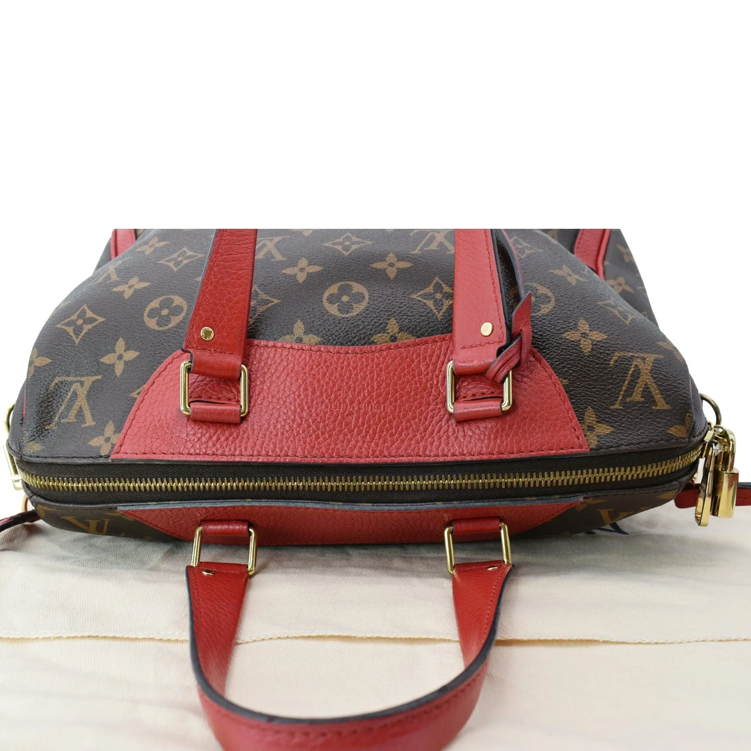 LOUIS VUITTON Retiro NM Monogram Canvas 2Way Shoulder Bag Red