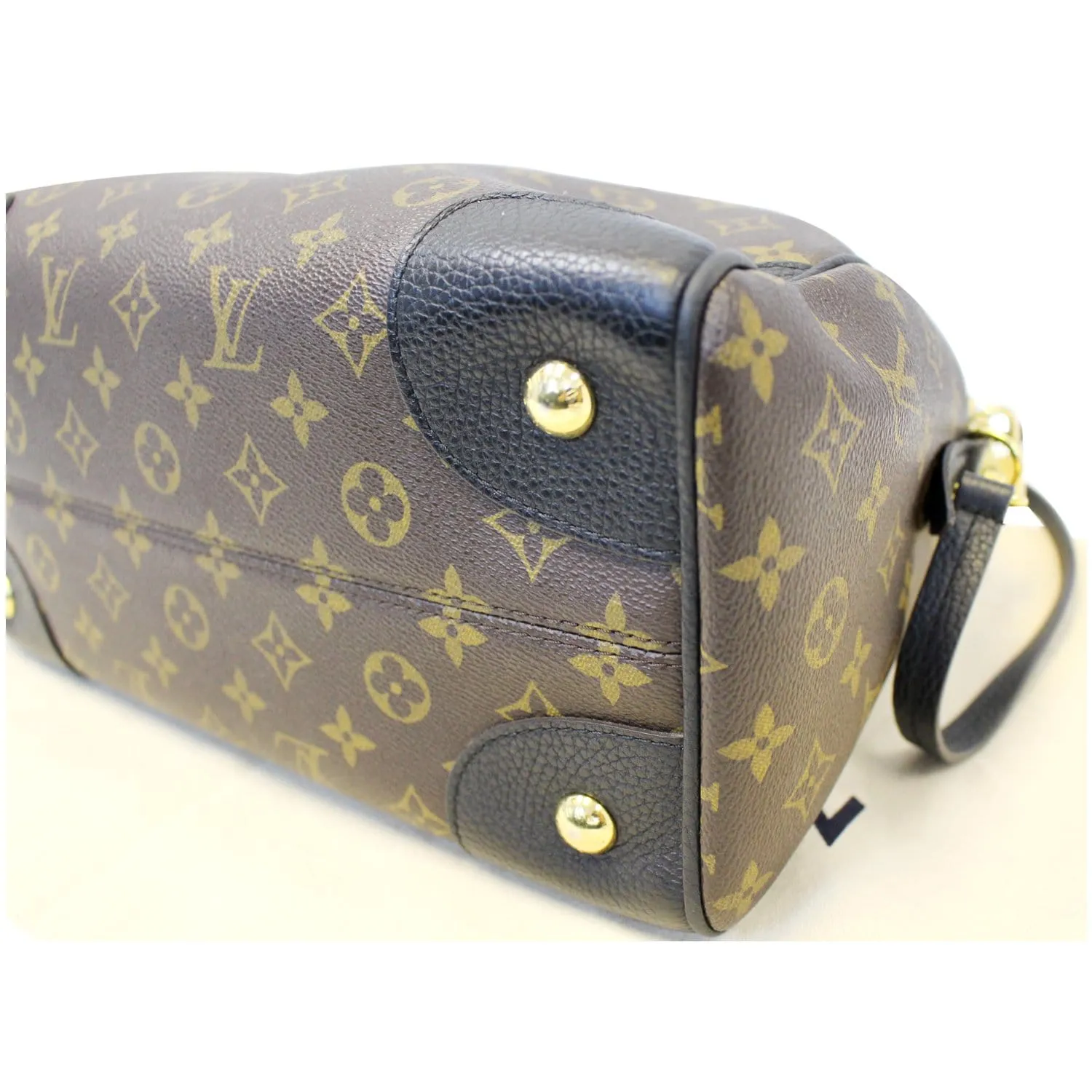 LOUIS VUITTON Retiro NM Monogram Canvas Shoulder Bag Noir
