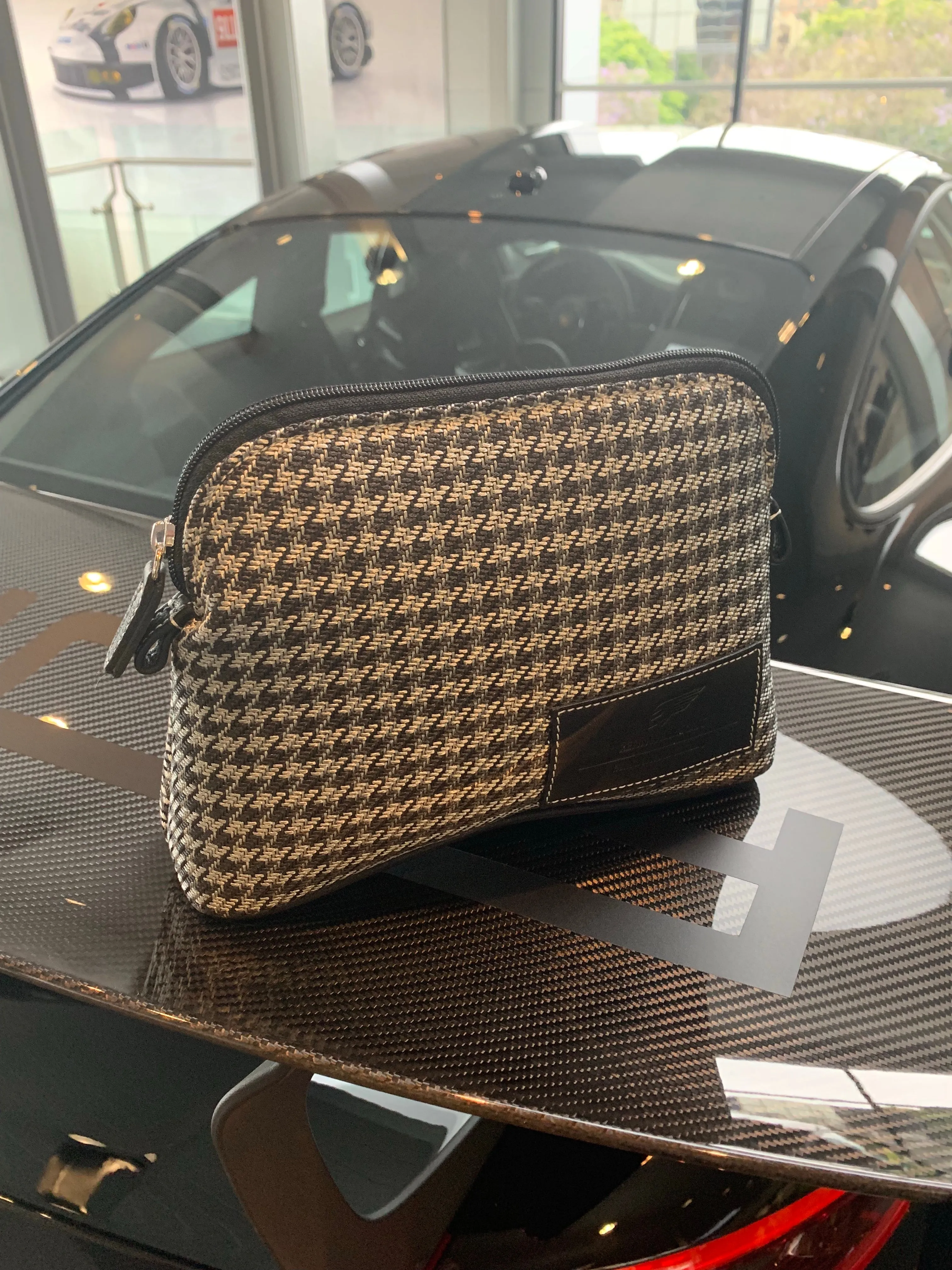 MakeUp Bag / Dopp Kit - Houndstooth 'R' (modern) or Pepita (vintage)