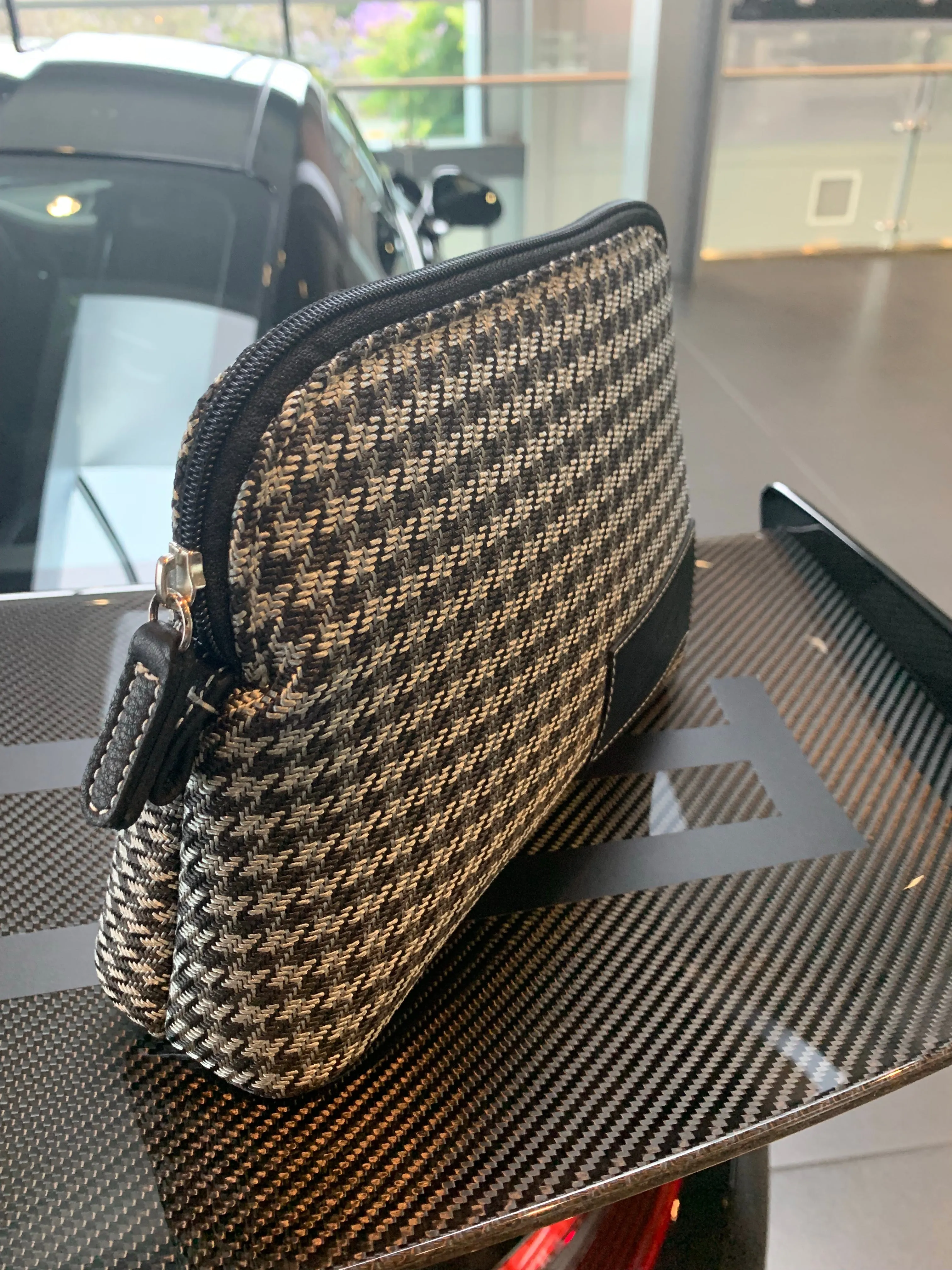 MakeUp Bag / Dopp Kit - Houndstooth 'R' (modern) or Pepita (vintage)
