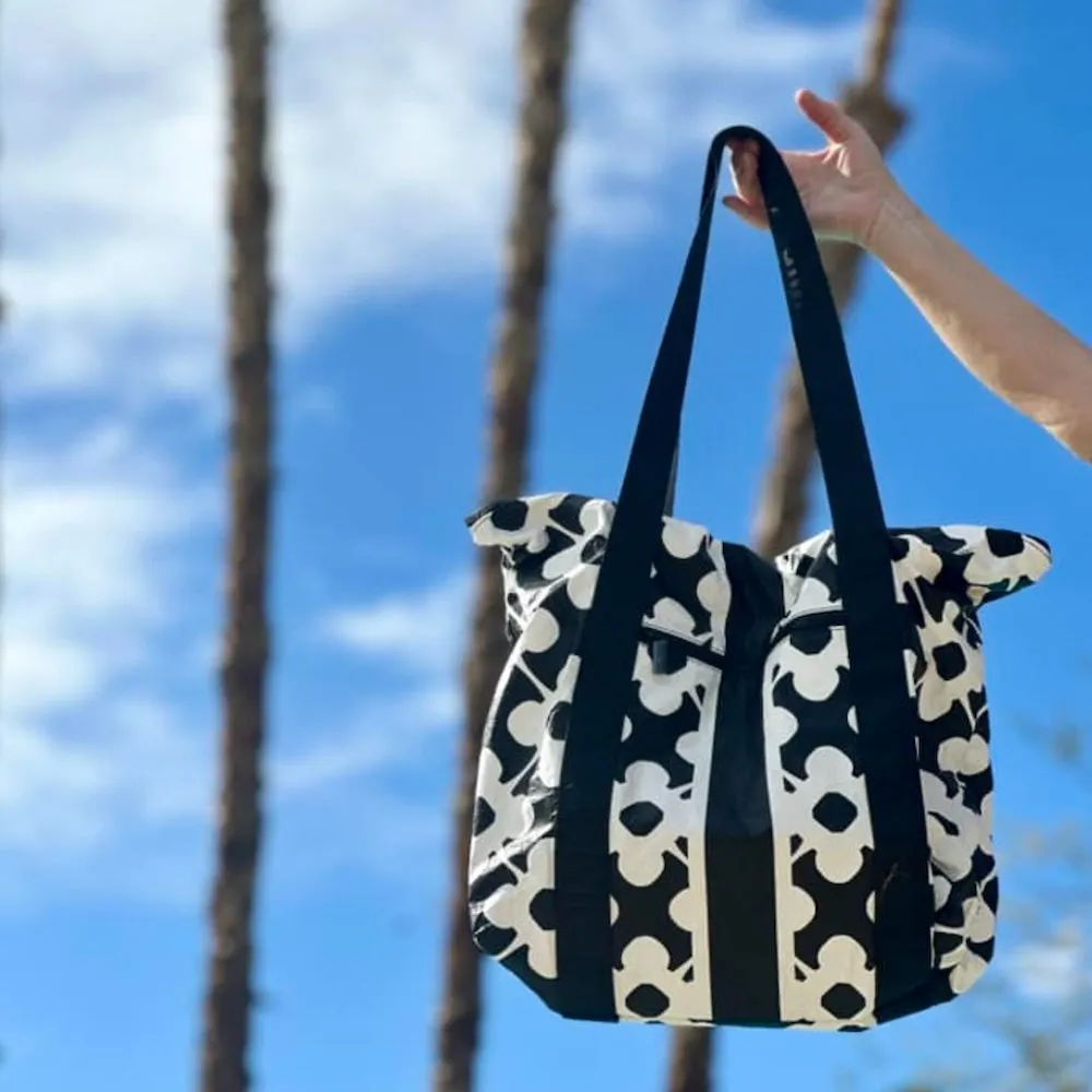 Medium Kona Cove Beach Zipper Tote Bag by Pretty Simple