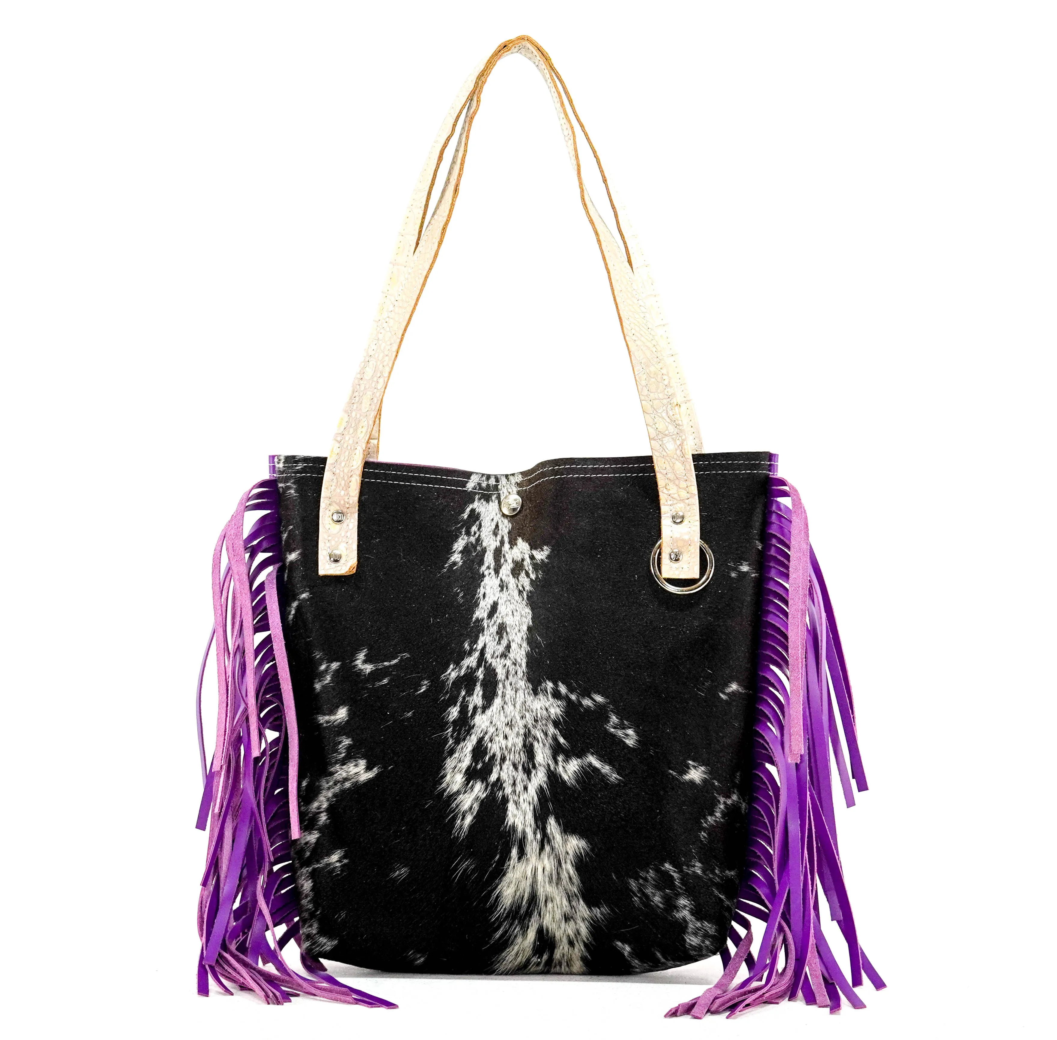 Mini Trisha - Black & White w/ No Embossed