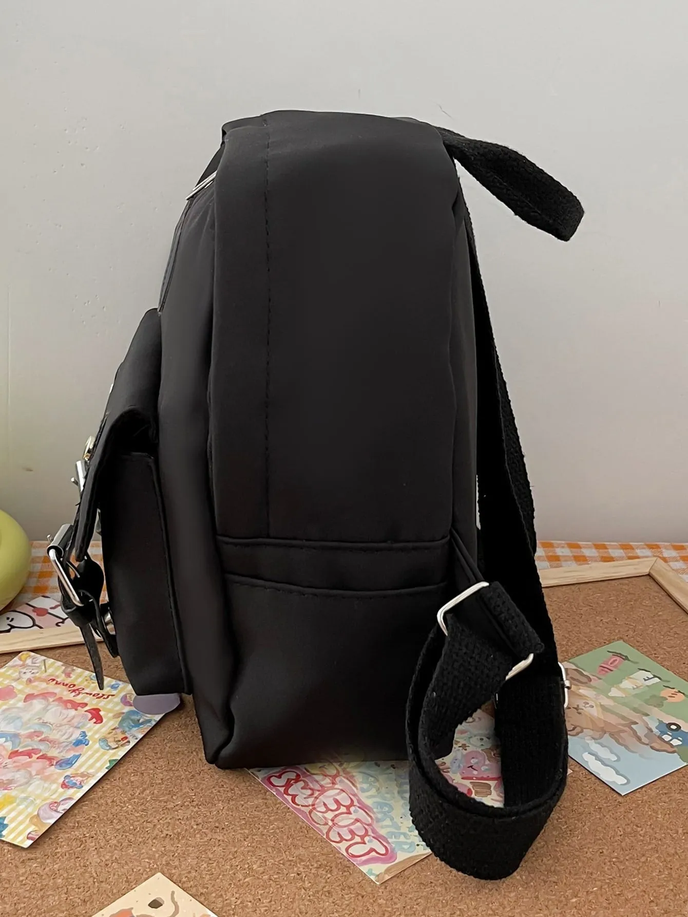 Minimalist Buckle Detail Classic Backpack - F/W'₂₁ - Black