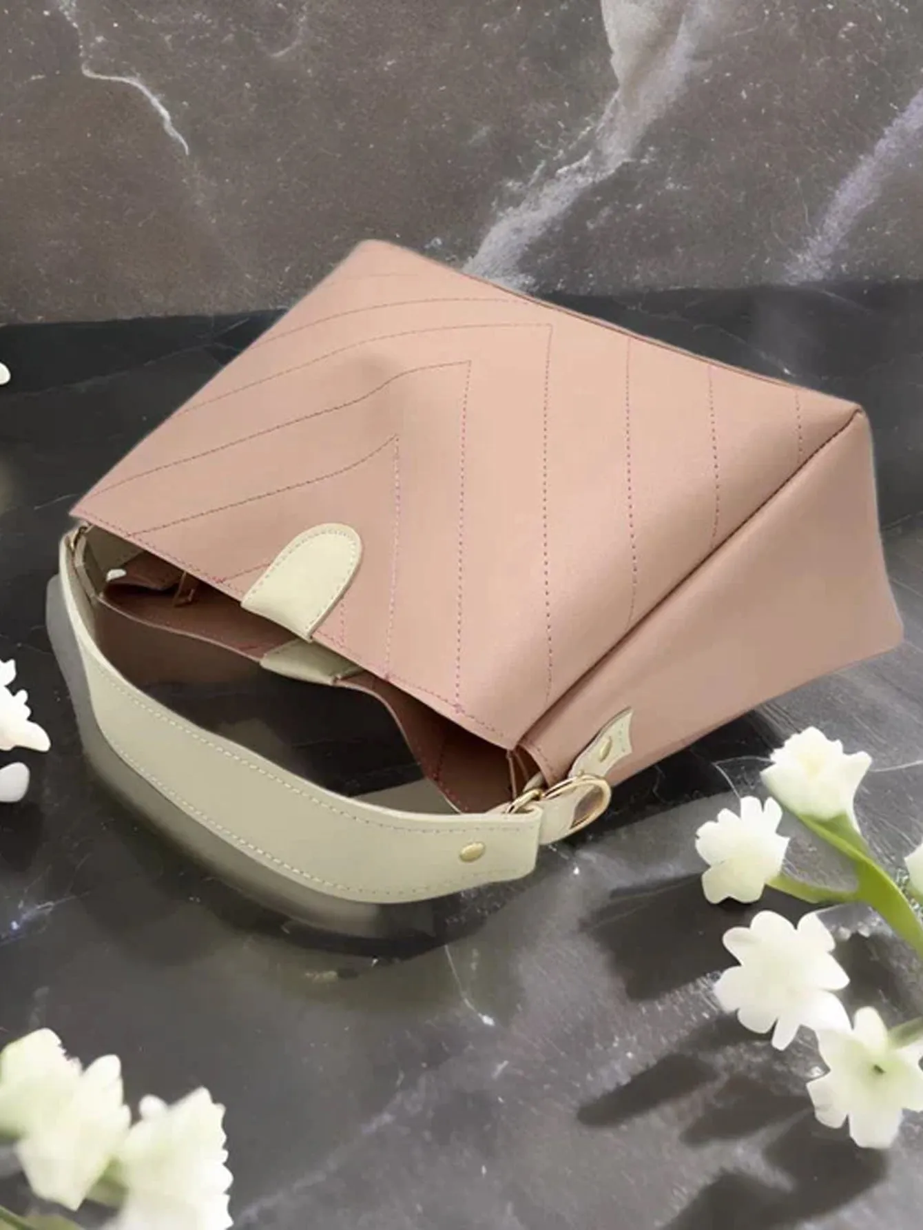 Minimalist Chevron Bucket Bag - Pink - FD ⚡