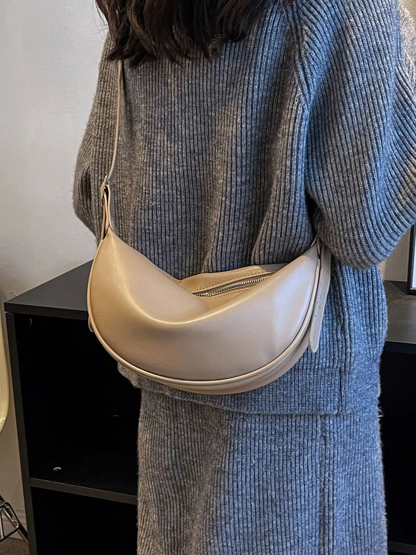 Minimalist Hobo Bag - Khaki