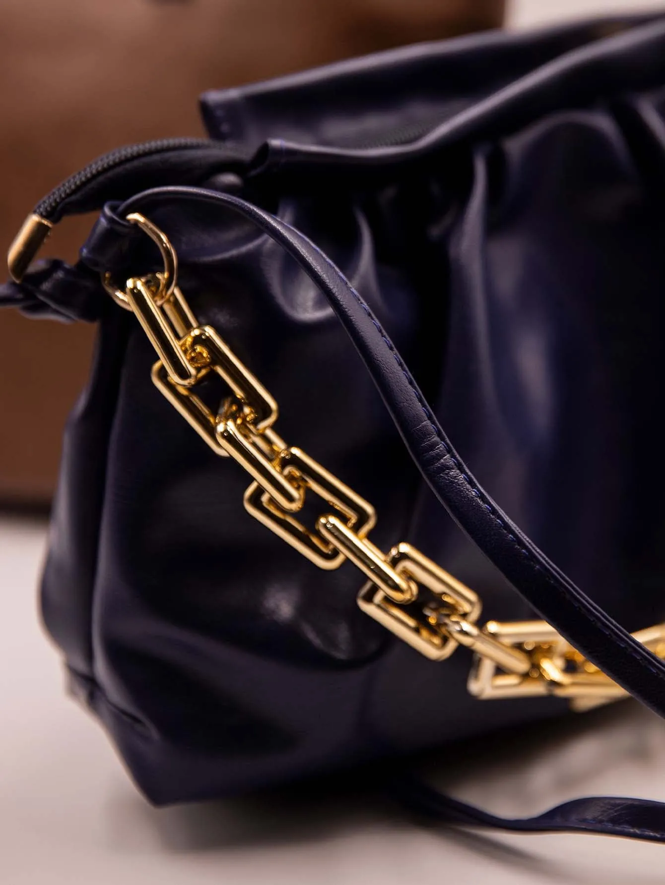 Minimalist Ruched Chain Decor Bag - Navy Blue - FD ⚡