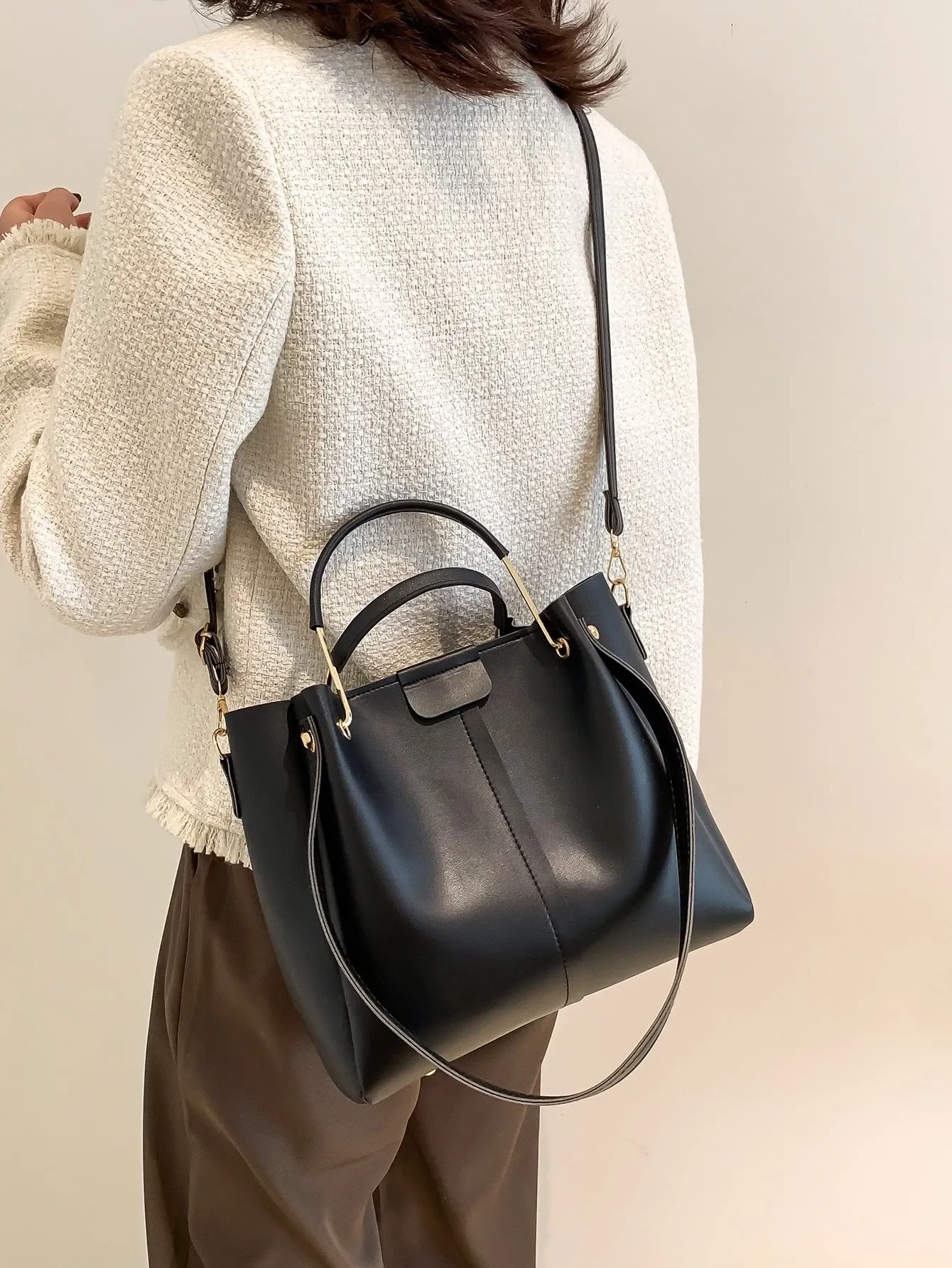 Minimalist Top Handle Bag - Black