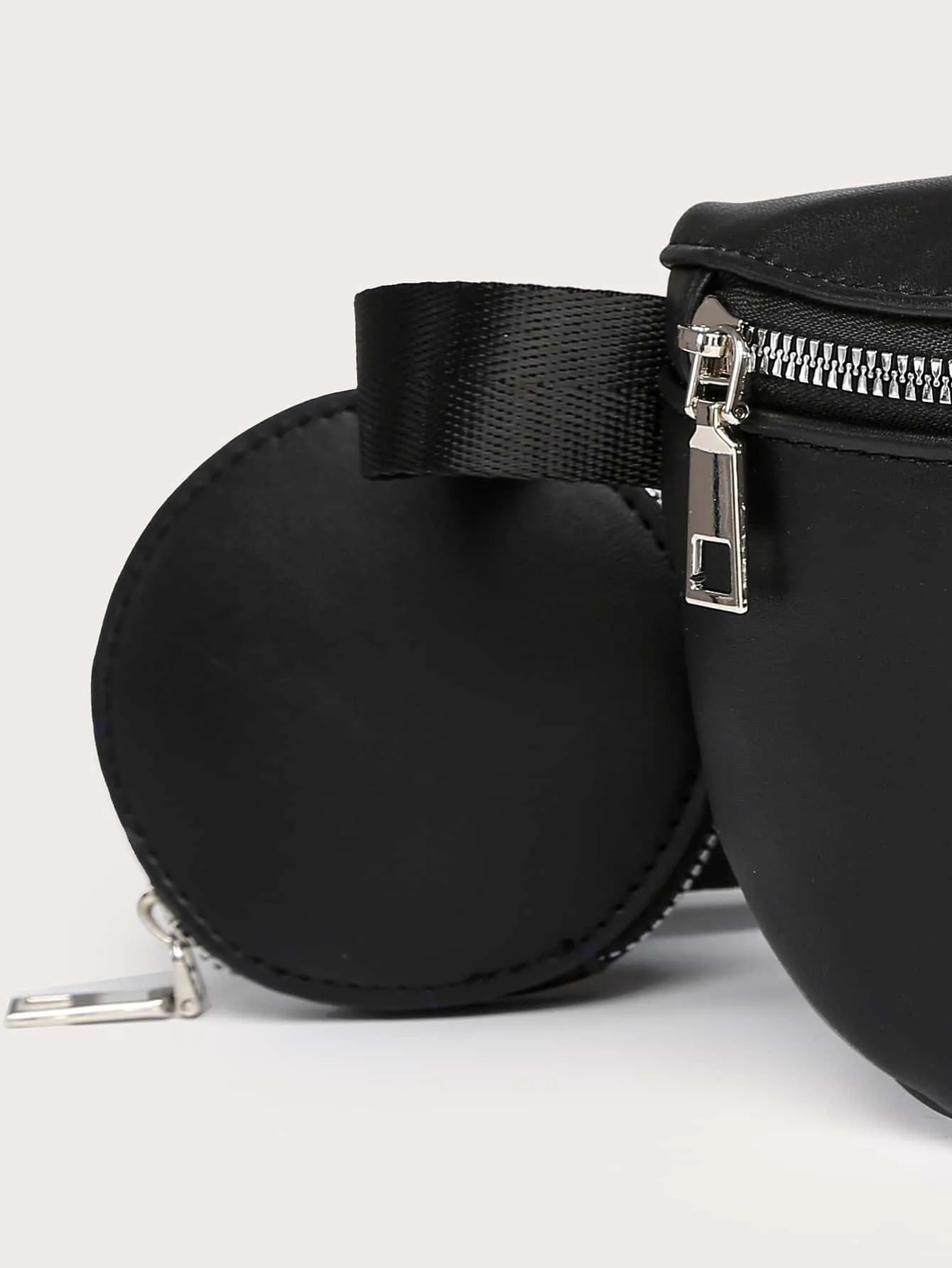 Minimalist Zipper Fanny Pack With Coin Purse - ᗰ'₂₂ - Black