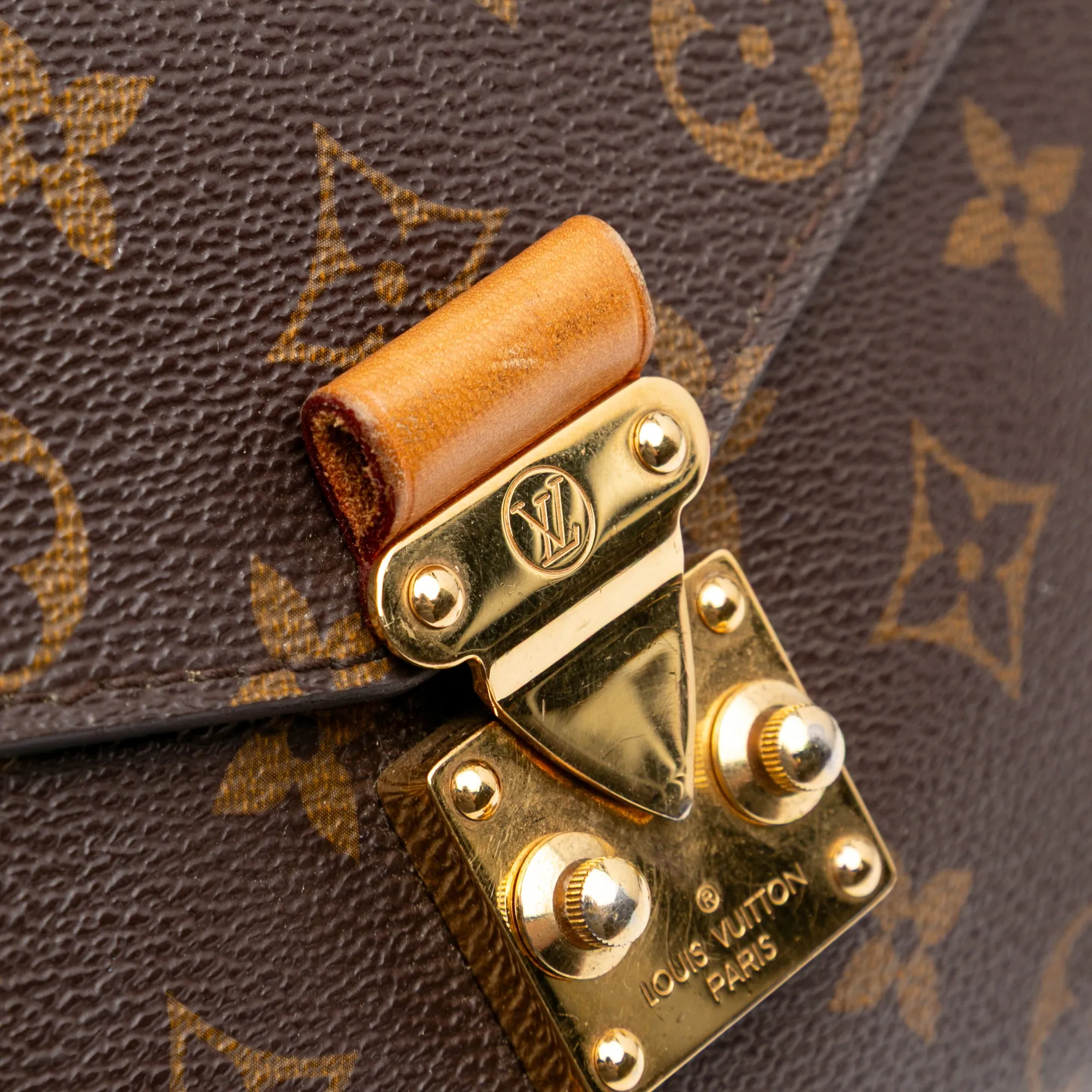 Monogram Pochette Metis