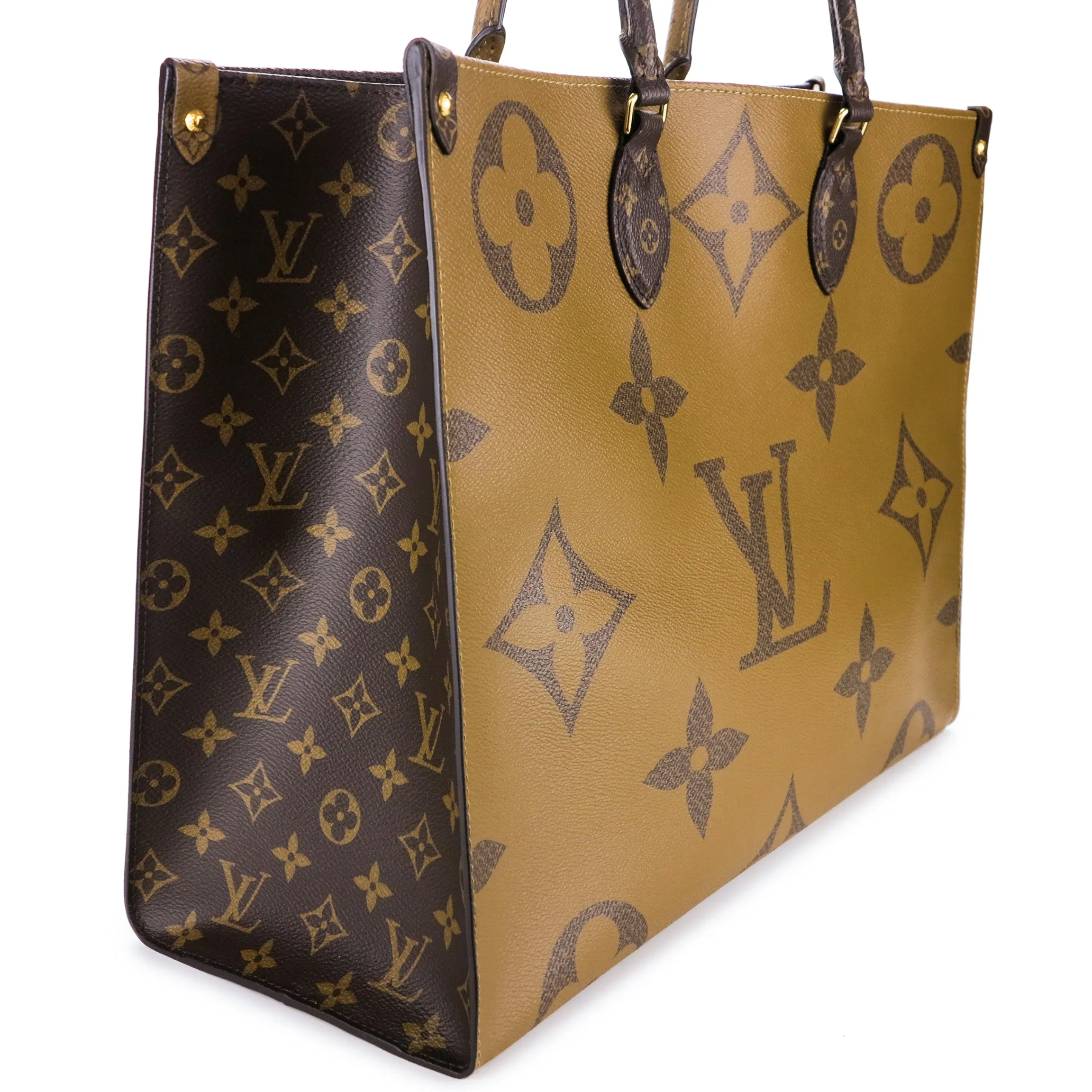 Onthego GM Tote Bag in Giant Reverse Monogram
