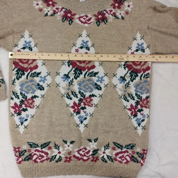 PRIVATE EYES ADELE KNIT WOMEN VINTAGE BROWN TAN ROSE FLORAL 100% ACRYLIC SWEATER