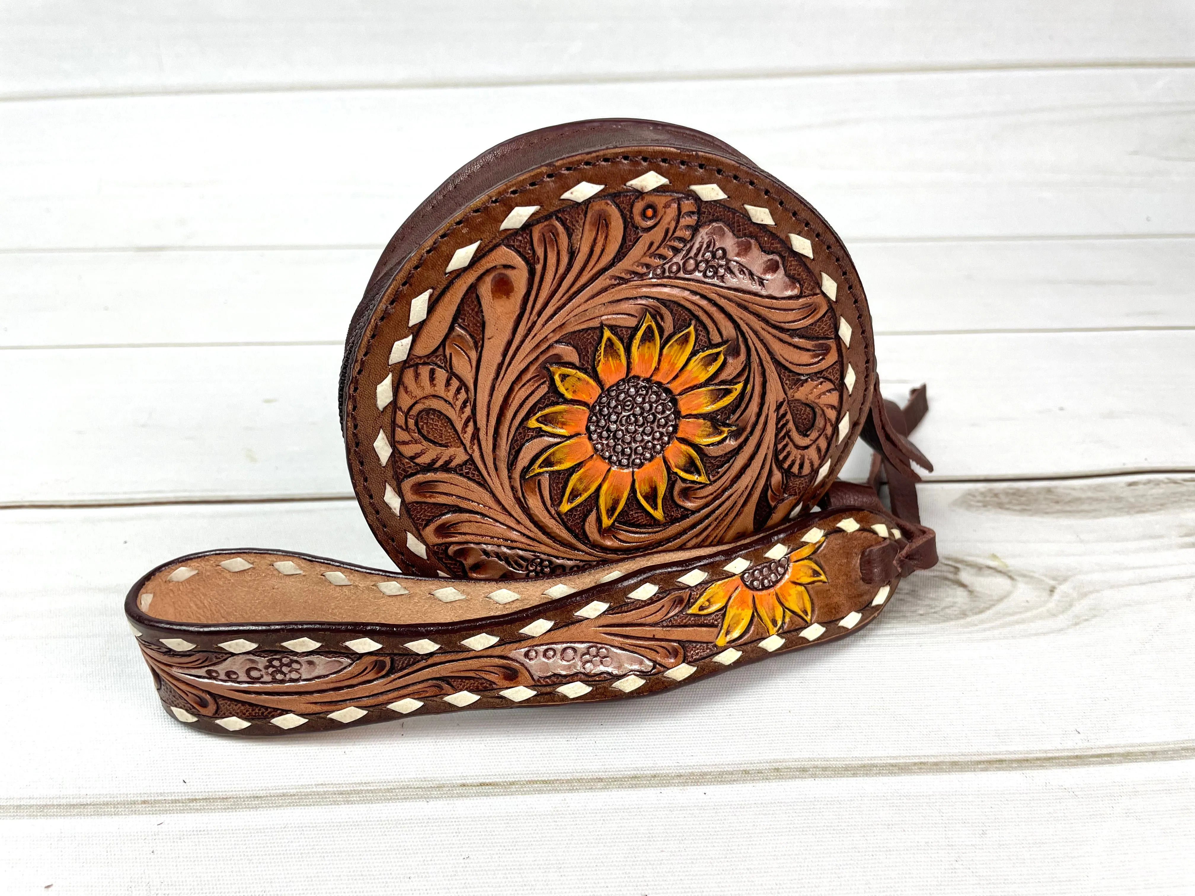 Round Leather Small Wristlet Bag