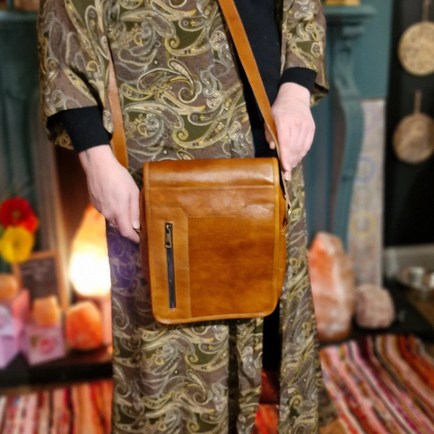 Rustic Tan Leather Small Messenger Bag