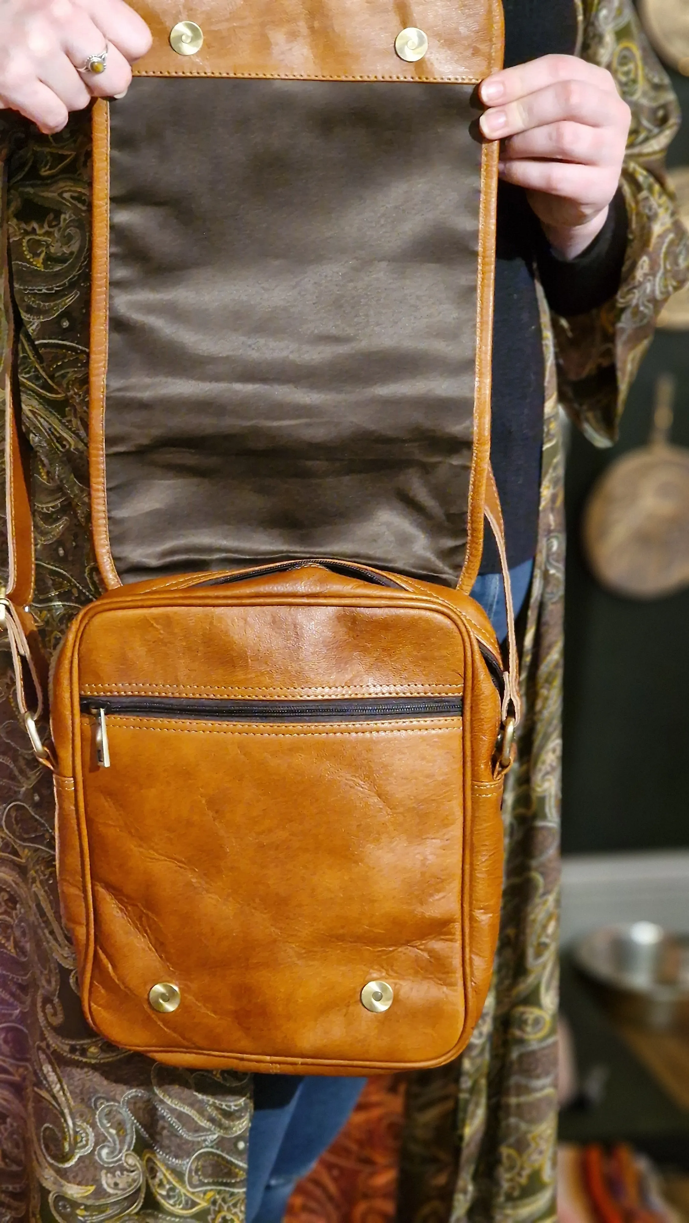 Rustic Tan Leather Small Messenger Bag