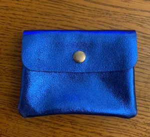 Small leather purse in Metallic Blue