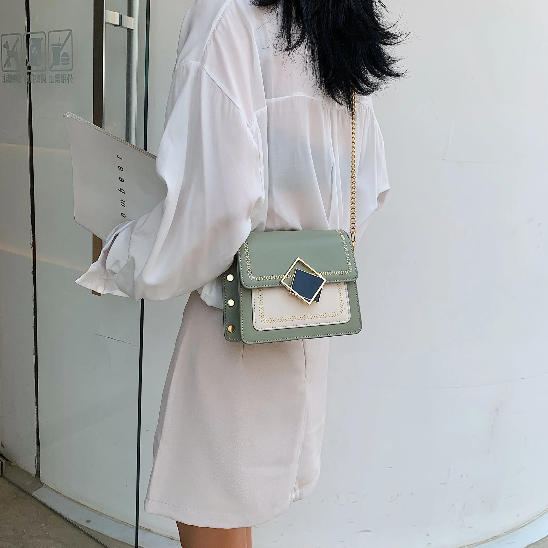 Small Shoulder Messenger Bag Special Lock Design Female Travel Handbags