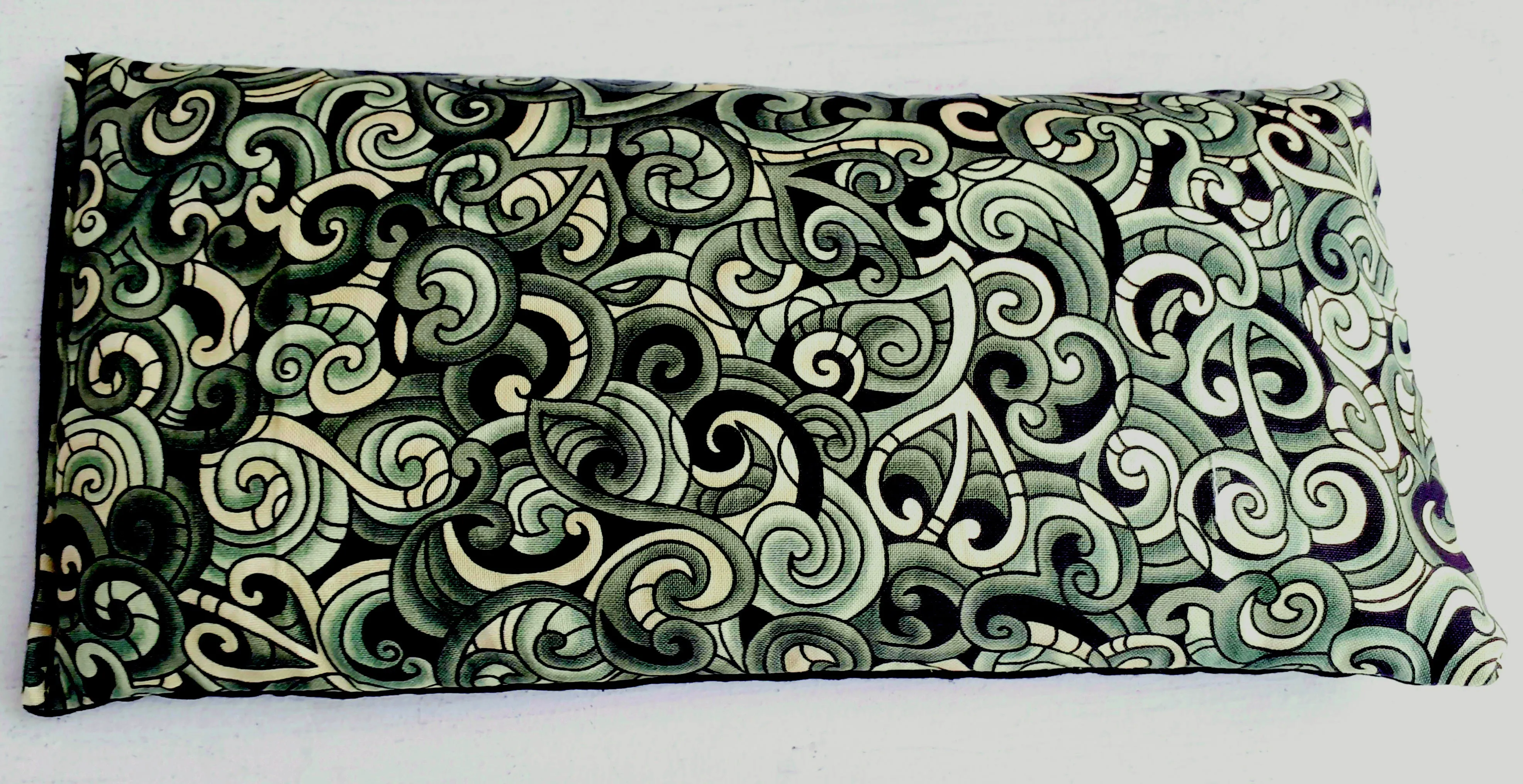 Small Wheat Bag ' Koru '