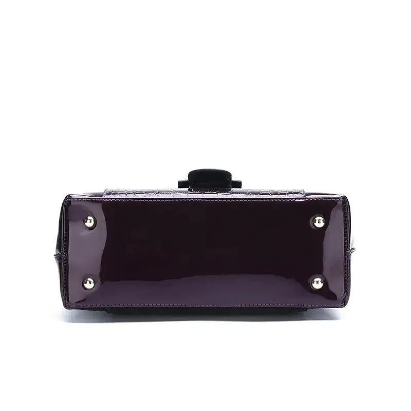 Snake Pattern Women's Shoulder Bag with Snake Design - Stylish 30x26x12cm Kelly Bag