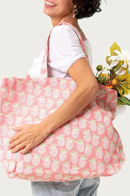 STRAWBERRY BLU JUTE TOTE