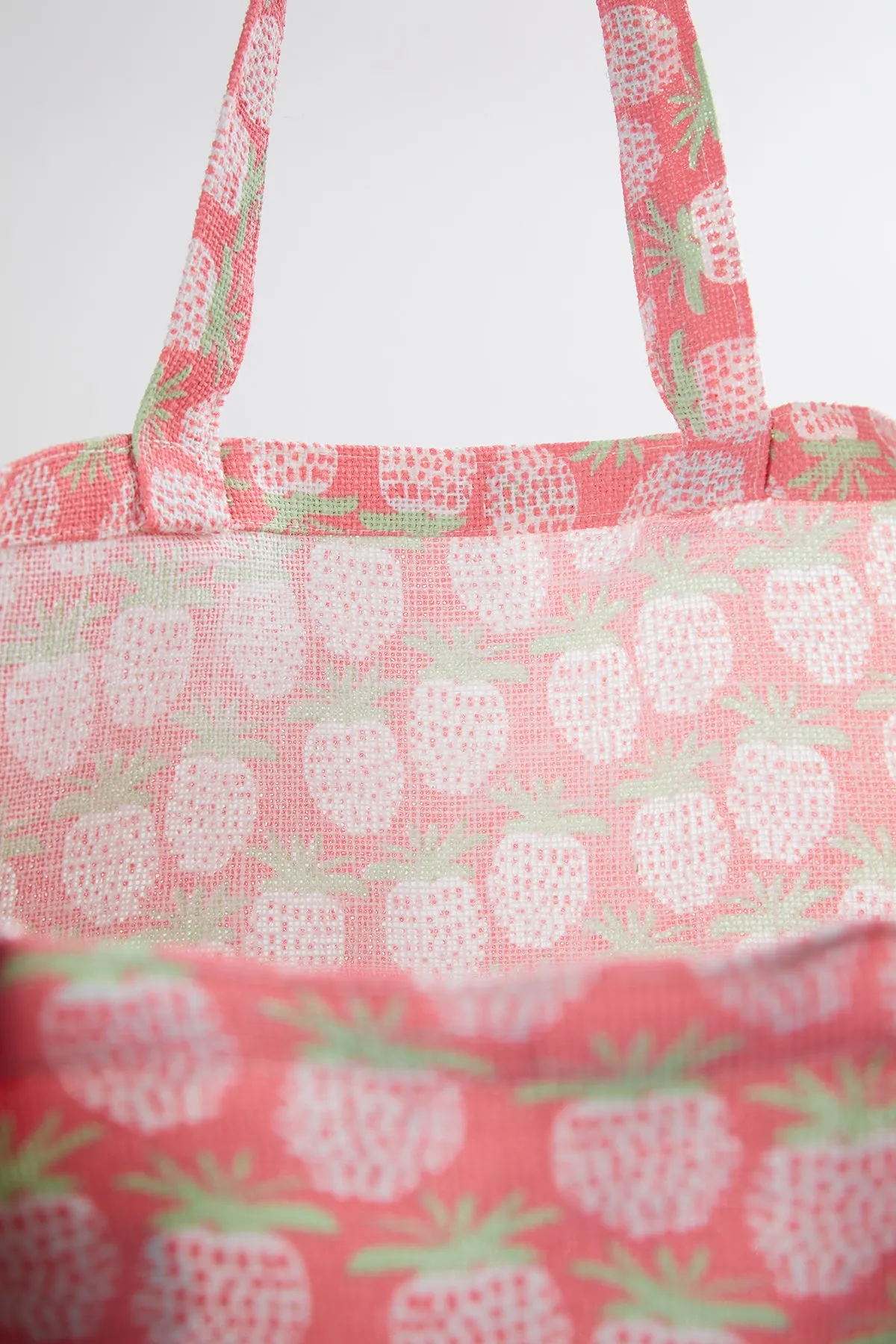 STRAWBERRY BLU JUTE TOTE