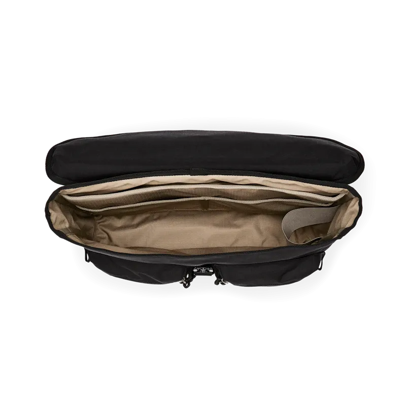 Surveyor Messenger Bag | Black