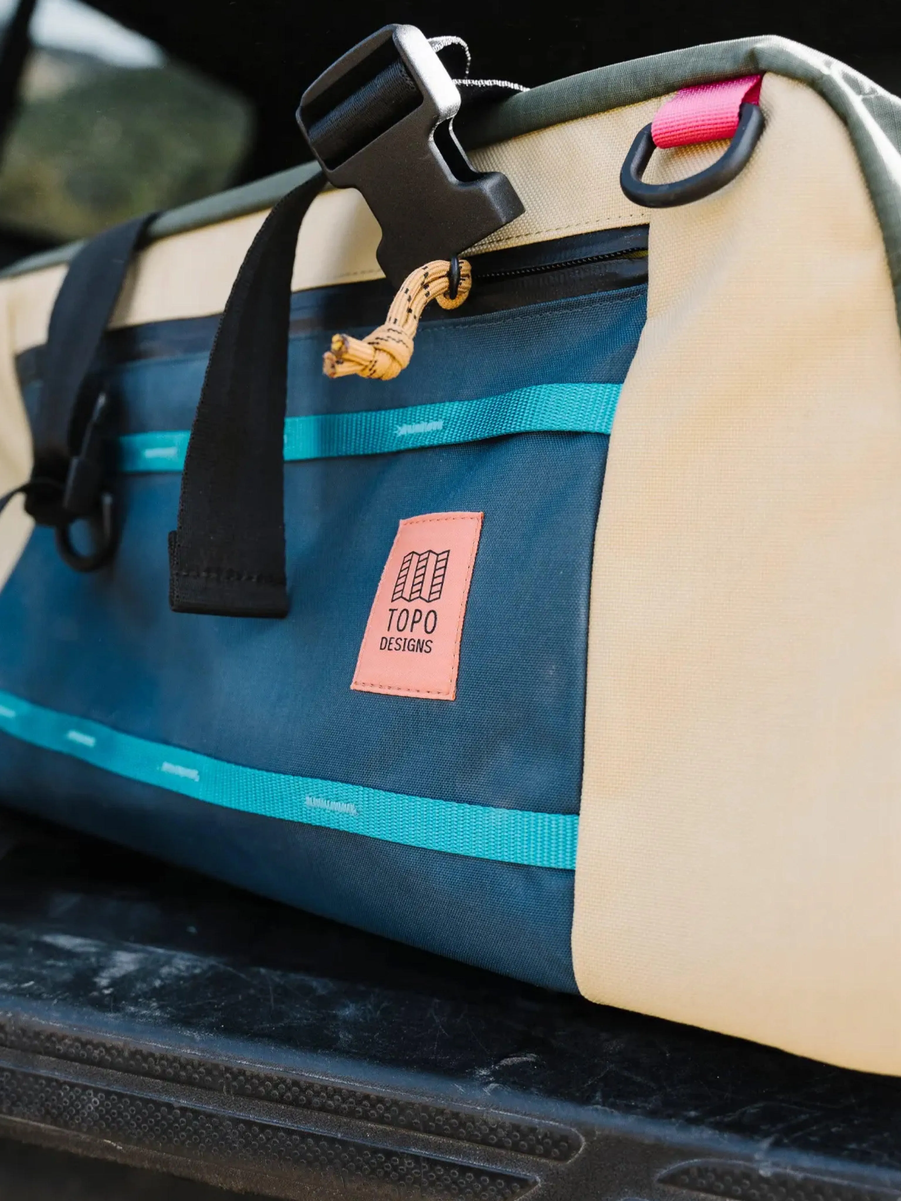 Topo Designs Mountain Duffel Black Black