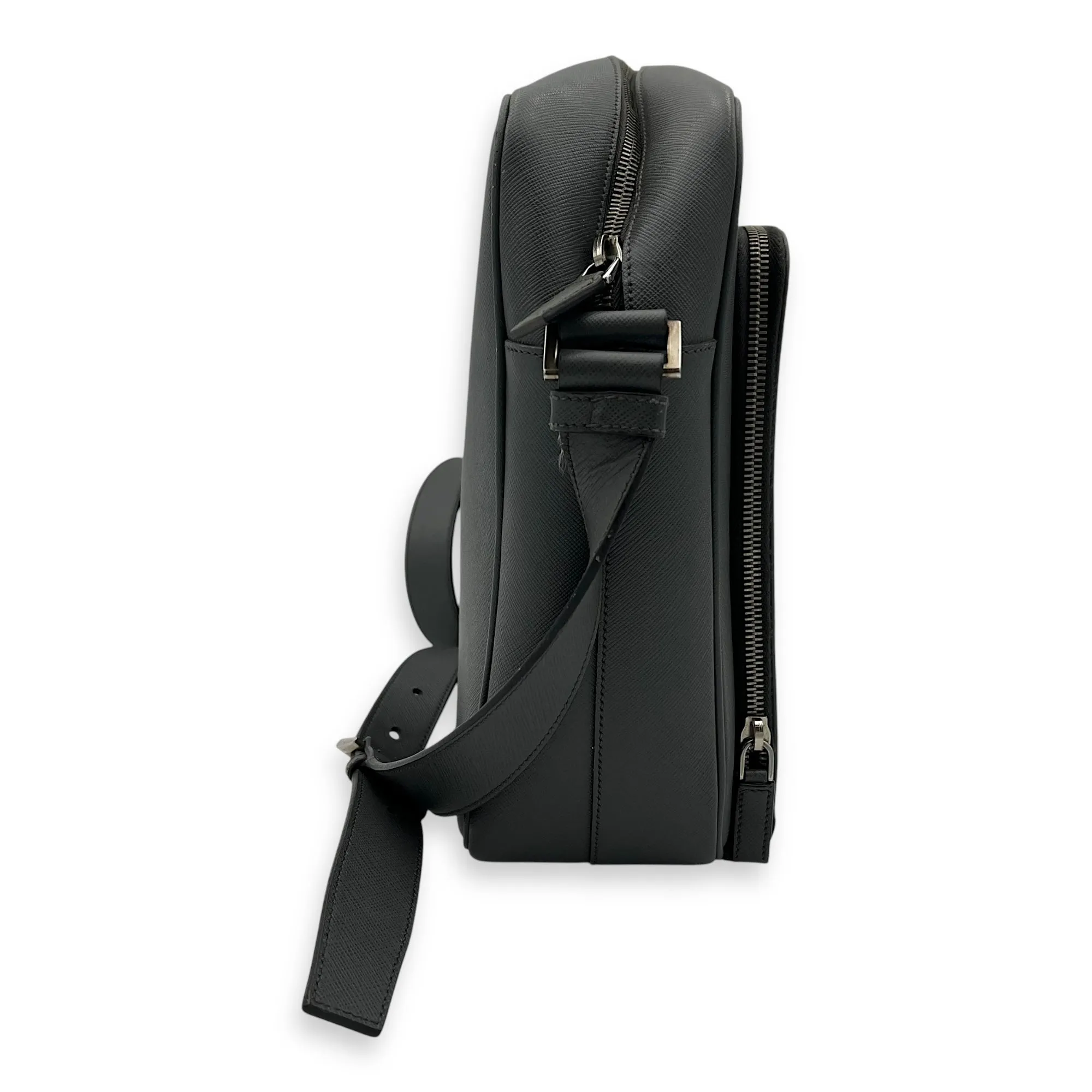Travel Messenger  Messenger Bag Grey in Saffiano Leather, Silver