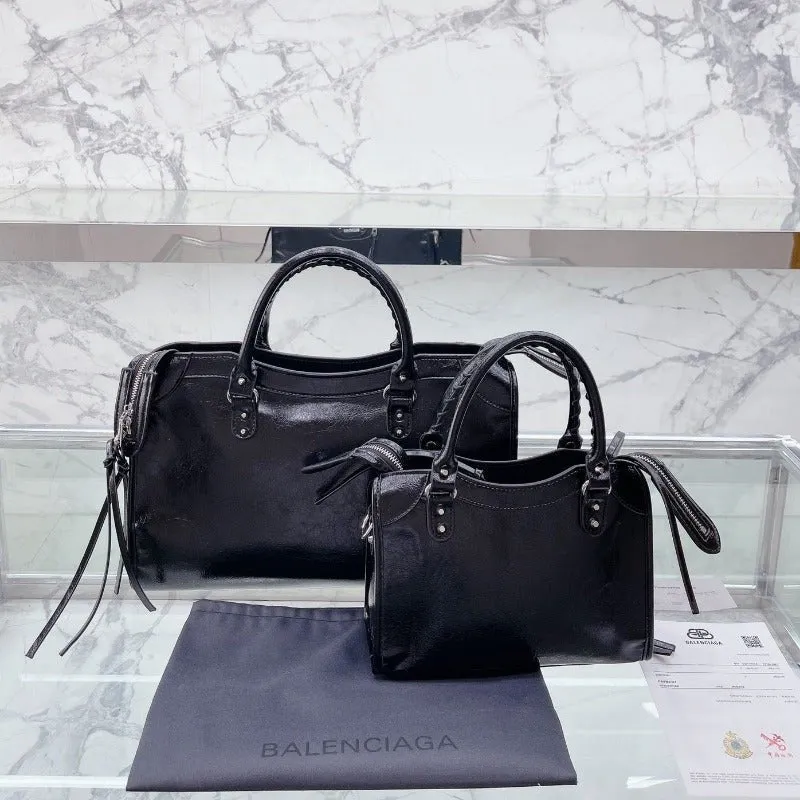 VELORA - Classic City Handbag Black