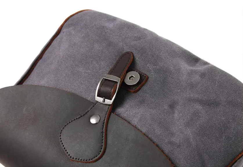 Vintage Crossbody Bag | Mount Hood