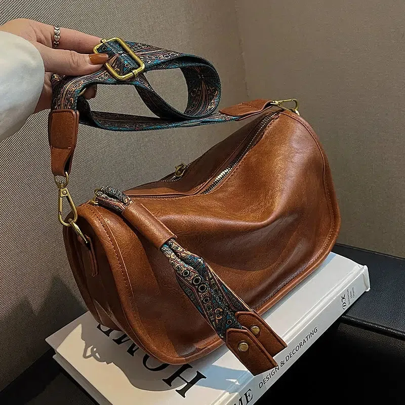 Vintage Pattern Strap Shoulder Bag