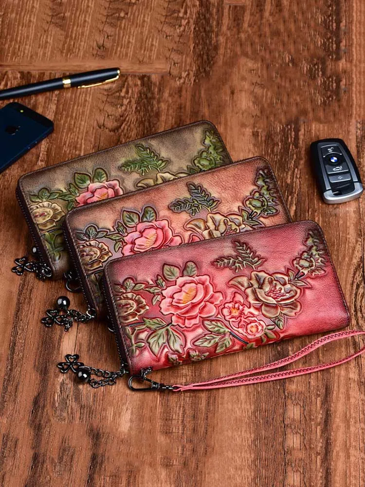 Vintage Women's Embossed Multifunctional Wallet