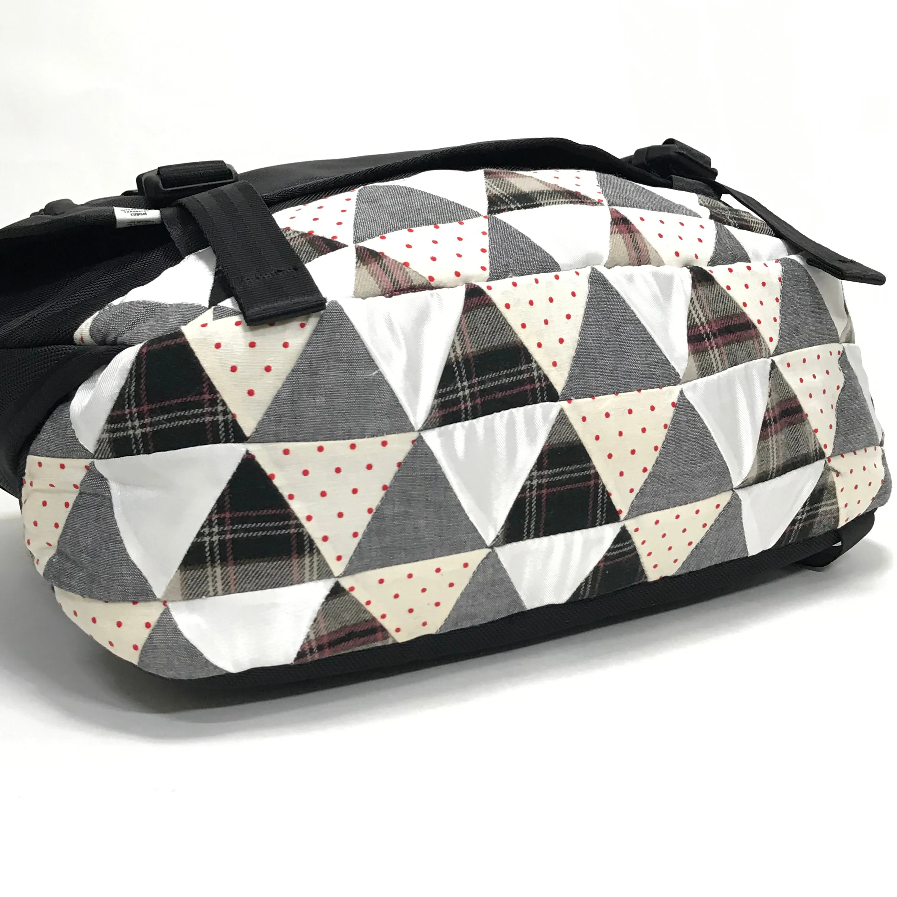 Visvim 08AW 18L E-Cat Shaker Ballistic Messenger Bag