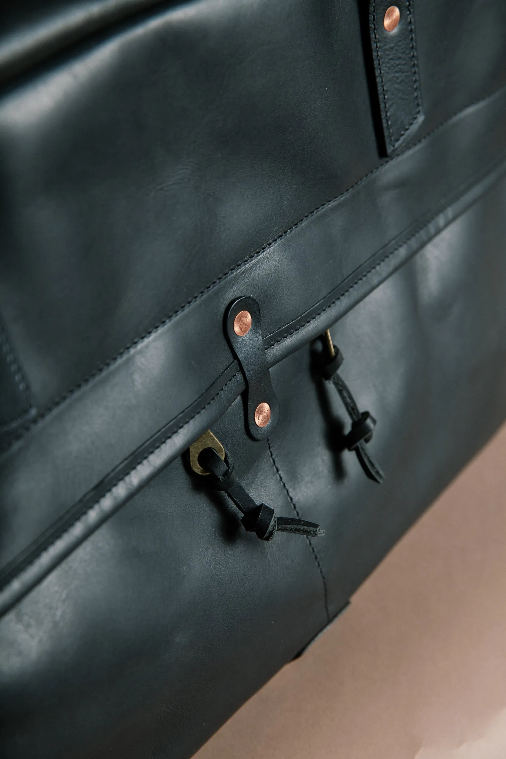 Weekender Duffle - Horween Black Essex - Late Jan 2025 Delivery