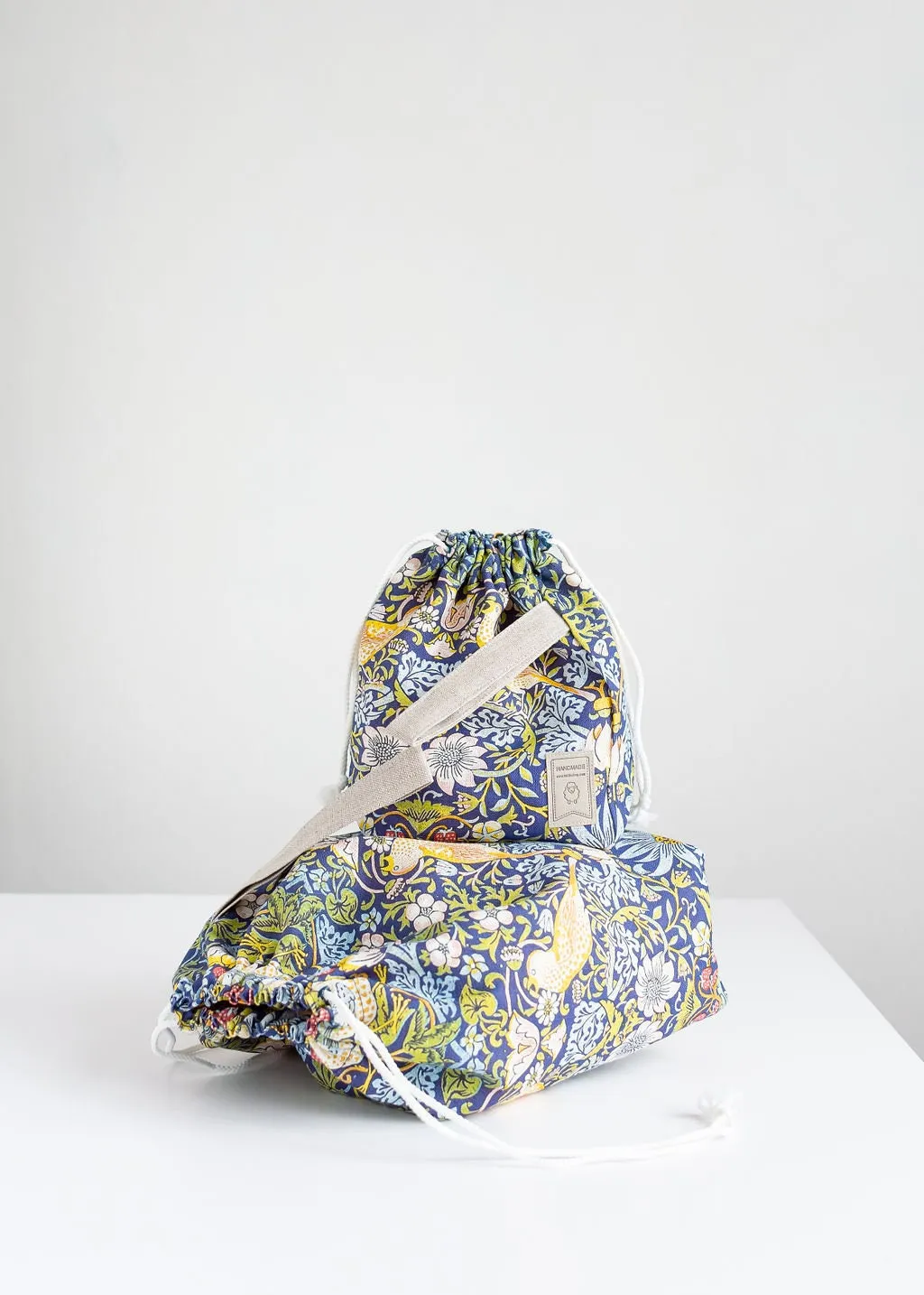 William Morris Strawberry Thief print, Linen project bag, Knitting needle holder,  Knitting Project Bag. Drawstring. Size Large.