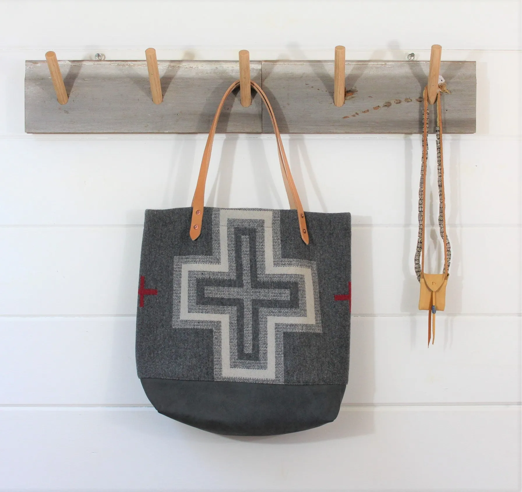 Wool Blanket   Leather Tote
