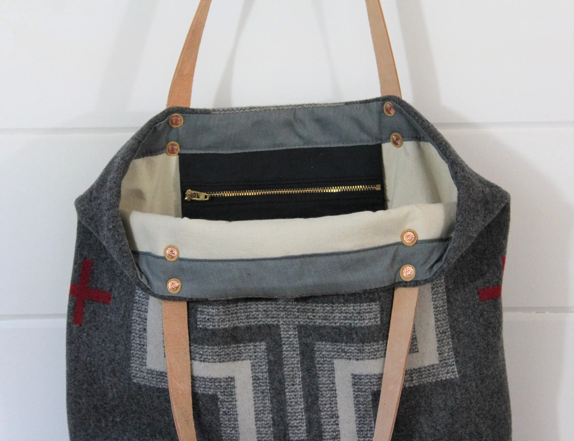 Wool Blanket   Leather Tote