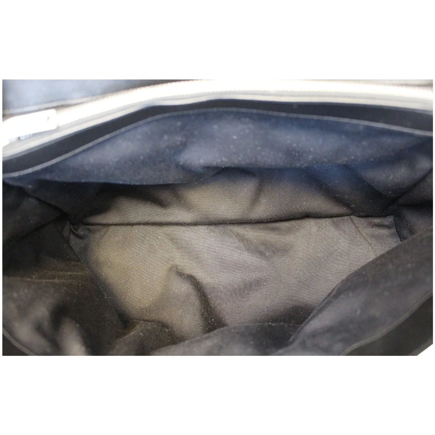 YVES SAINT LAURENT Large Loulou Calfskin Matelasse Chain Shoulder Bag